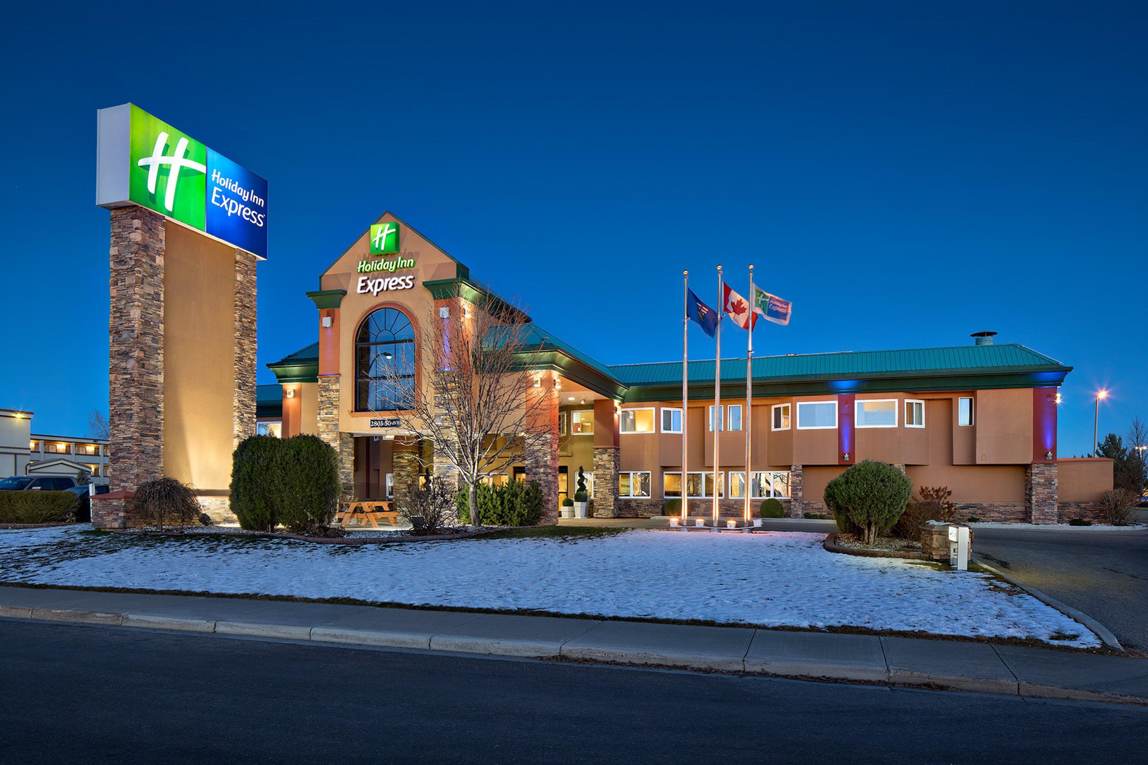 Holiday Inn Express Red Deer, An Ihg Hotel Exterior photo